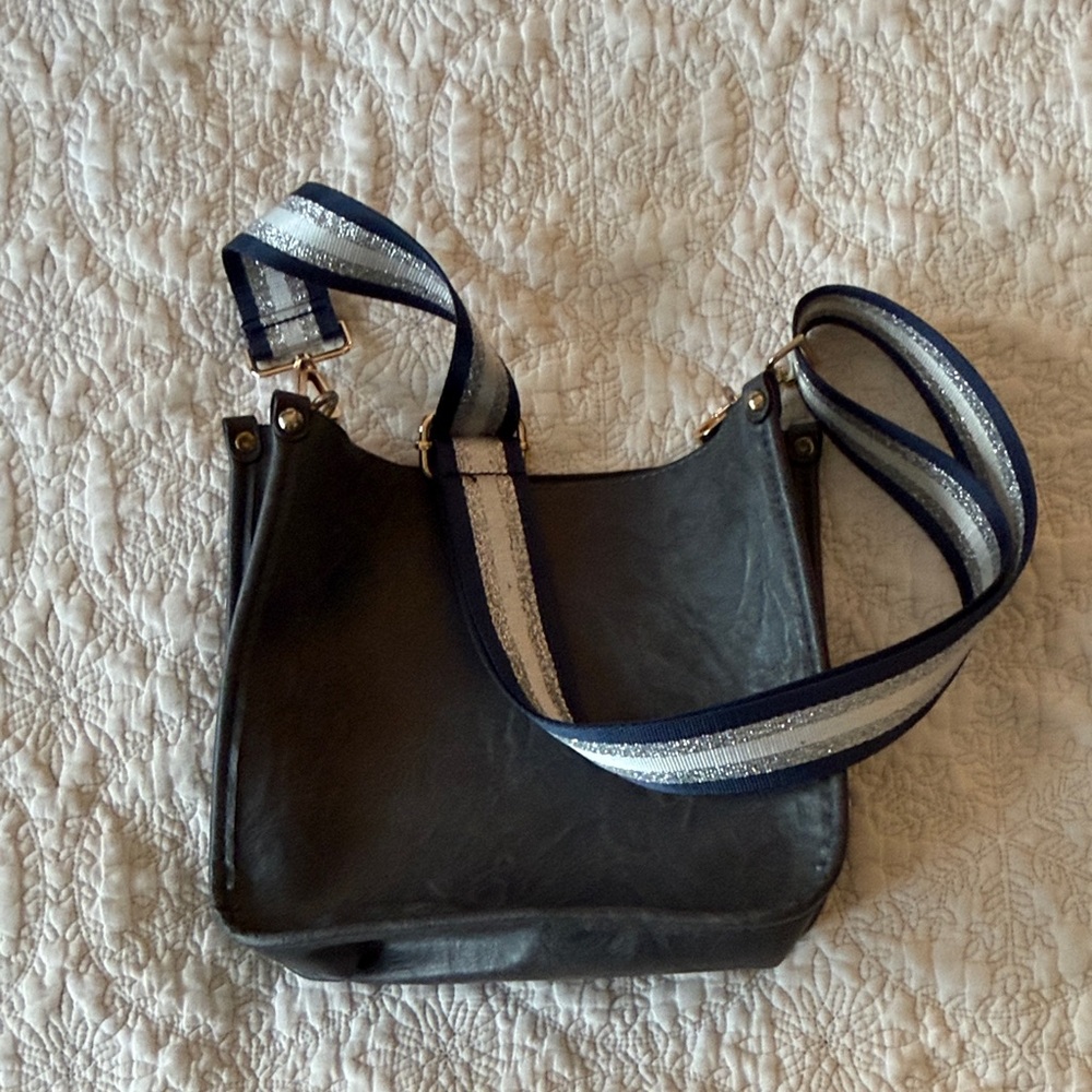 Stylish Black and Silver Women's Bag